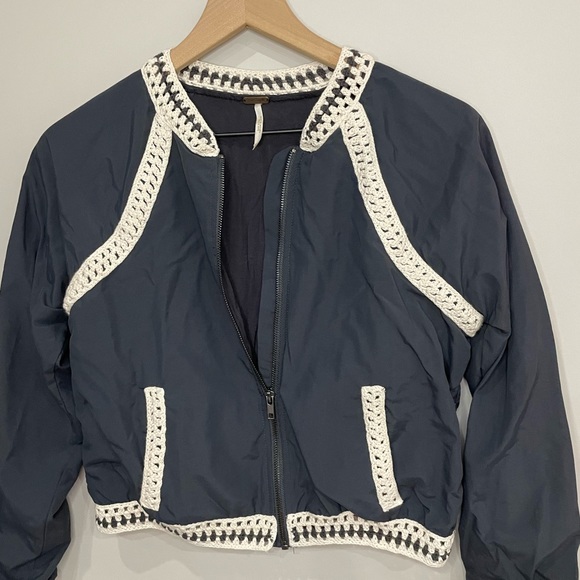 Free People Crochet insert light weight bomber cropped jacket - Picture 6 of 15